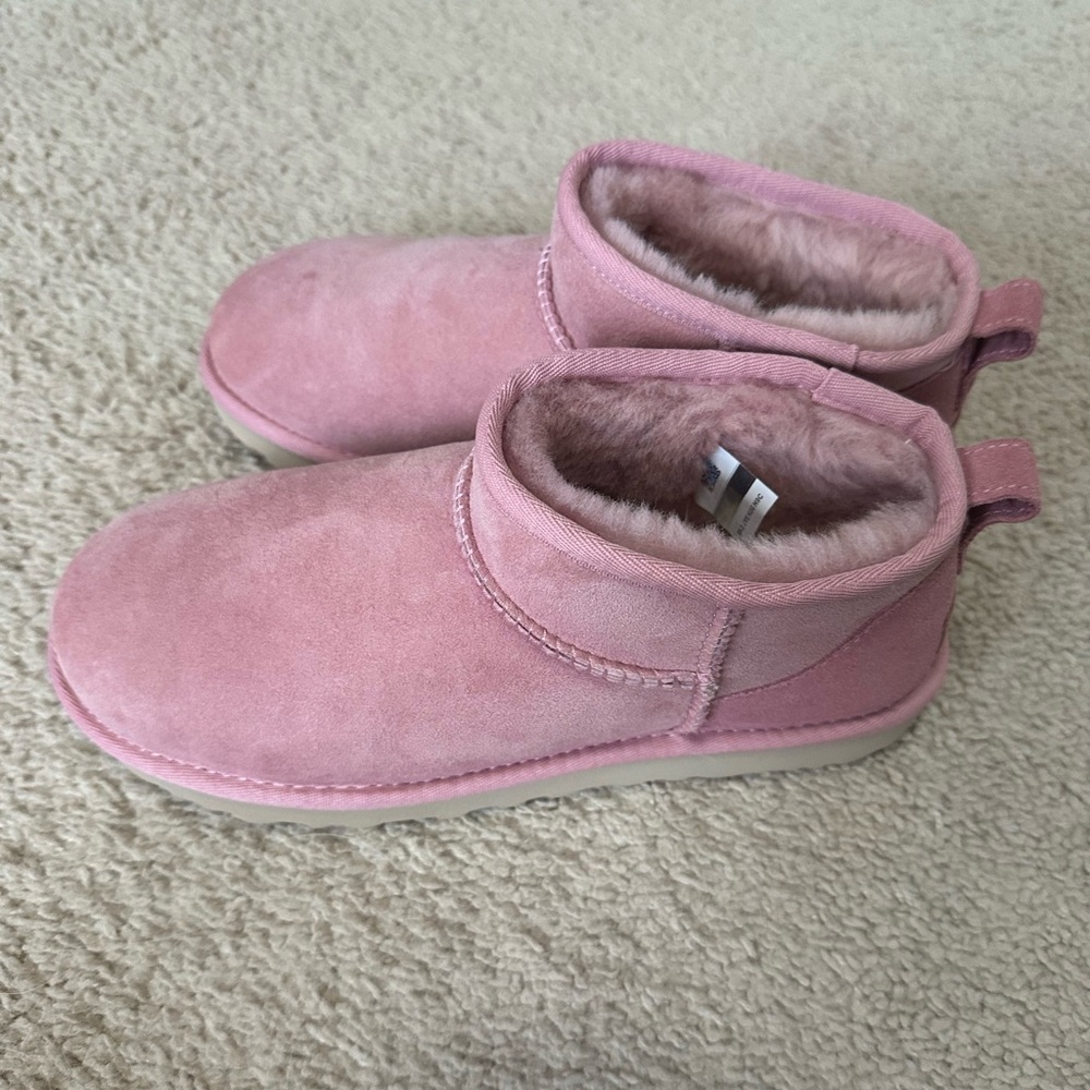Pink Ultra Mini Uggs NWOT